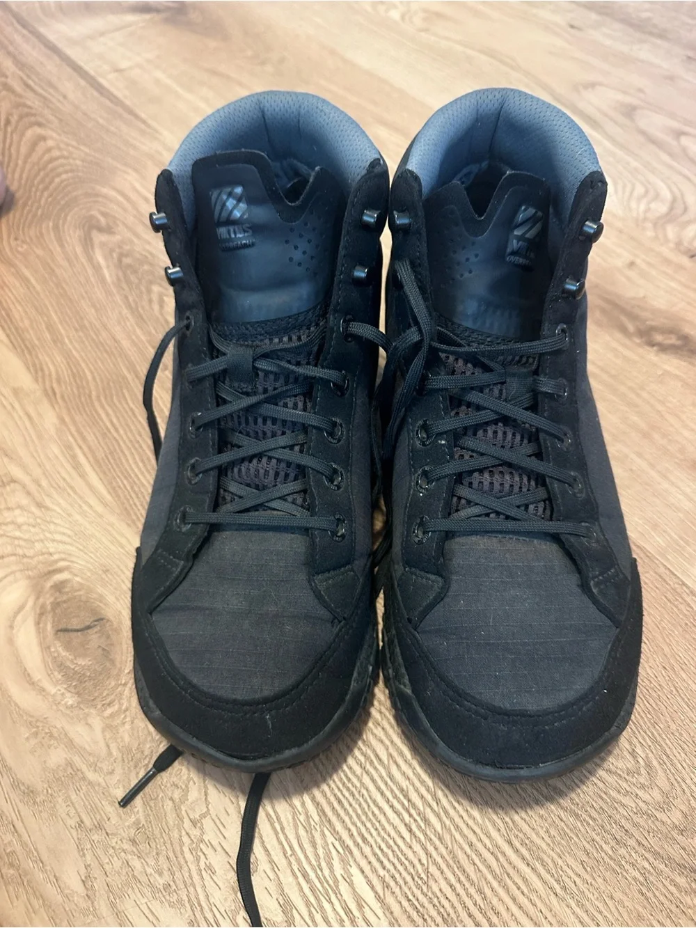 Viktos durable black